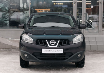 Подержанный автомобиль Nissan Qashqai 2010 года (2 фото)