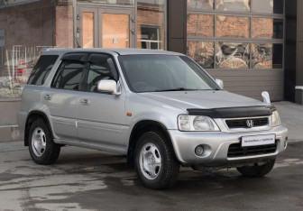 Подержанный автомобиль Honda CR-V 1999 года (3 фото)