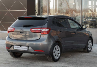 Подержанный автомобиль Kia Rio Hatchback 2013 года (5 фото)