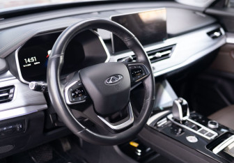 Подержанный автомобиль Chery Tiggo 8 Pro 2022 года (12 фото)