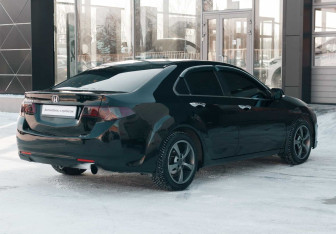 Подержанный автомобиль Honda Accord Sedan 2008 года (5 фото)