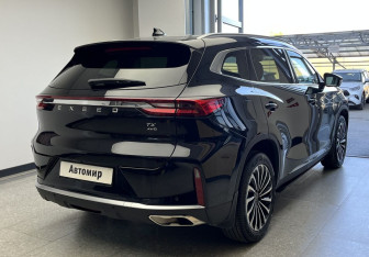 Подержанный автомобиль Exeed TXL 2022 года (4 фото)
