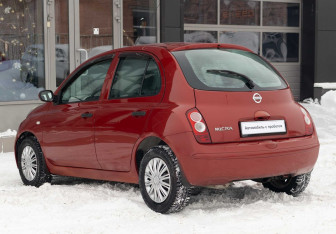 Подержанный автомобиль Nissan Micra Hatchback 2007 года (7 фото)
