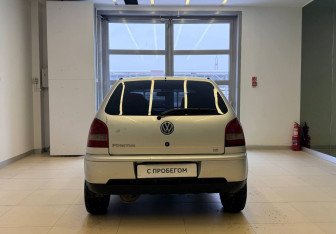 Подержанный автомобиль Volkswagen Pointer 2005 года (7 фото)