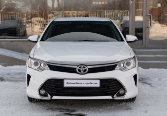 Подержанный автомобиль Toyota Camry Sedan 2016 года (2 фото)