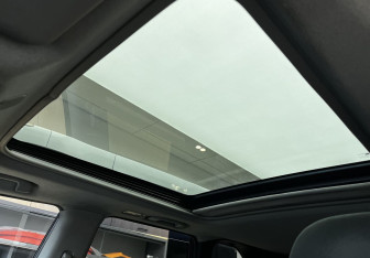 Подержанный автомобиль Nissan X-Trail 2012 года (14 фото)