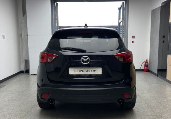 Подержанный автомобиль Mazda CX-5 2011 года (6 фото)