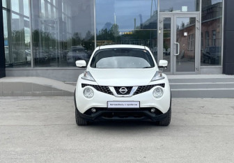 Подержанный автомобиль Nissan Juke 2016 года (5 фото)