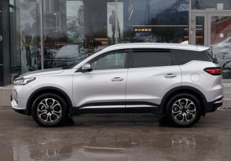 Подержанный автомобиль Chery Tiggo 7 Pro 2022 года (8 фото)