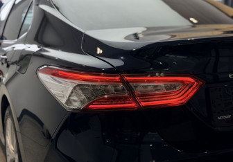 Подержанный автомобиль Toyota Camry Sedan 2018 года (6 фото)