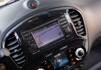 Подержанный автомобиль Nissan Juke 2013 года (18 фото)