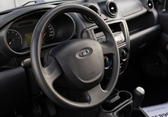 Подержанный автомобиль LADA (ВАЗ) Granta Sedan 2014 года (12 фото)