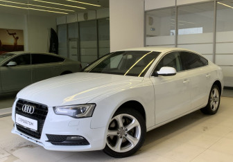 Подержанный автомобиль Audi A5 Liftback 2015 года (1 фото)