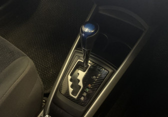 Подержанный автомобиль Toyota Corolla Wagon 2014 года (8 фото)