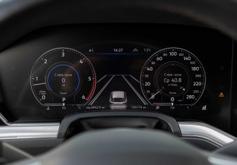 Подержанный автомобиль Volkswagen Touareg 2021 года (12 фото)