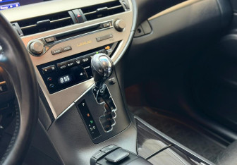 Подержанный автомобиль Lexus RX 2013 года (12 фото)