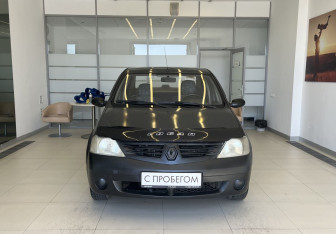 Подержанный автомобиль Renault Logan Sedan 2006 года (2 фото)