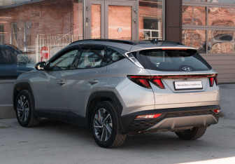 Подержанный автомобиль Hyundai Tucson 2023 года (7 фото)
