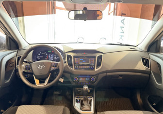 Подержанный автомобиль Hyundai Creta 2020 года (14 фото)