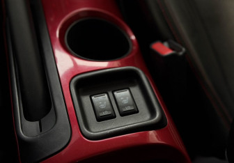 Подержанный автомобиль Nissan Juke 2011 года (18 фото)