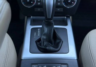 Подержанный автомобиль Land Rover Freelander 2014 года (16 фото)