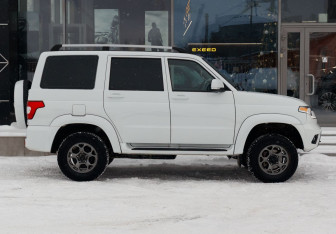 Подержанный автомобиль УАЗ Patriot 2023 года (4 фото)