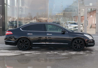 Подержанный автомобиль Nissan Teana 2008 года (4 фото)
