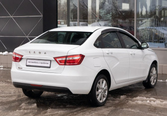 Подержанный автомобиль LADA (ВАЗ) Vesta Sedan 2022 года (5 фото)