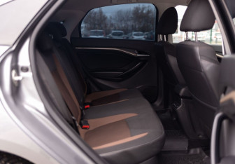 Подержанный автомобиль LADA (ВАЗ) Vesta Sedan 2021 года (19 фото)