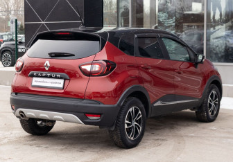 Подержанный автомобиль Renault Kaptur 2021 года (5 фото)