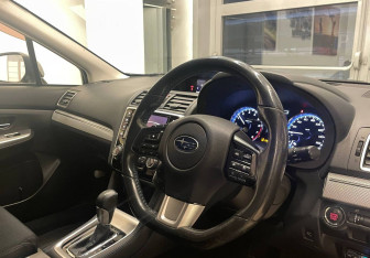 Подержанный автомобиль Subaru Levorg 2016 года (9 фото)