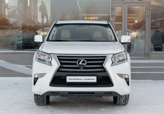 Подержанный автомобиль Lexus GX 2011 года (2 фото)