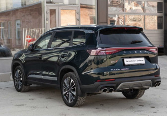 Подержанный автомобиль Chery Tiggo 8 Pro Max 2024 года (7 фото)