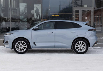 Подержанный автомобиль Changan UNI-K 2023 года (8 фото)