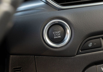 Подержанный автомобиль Mazda CX-5 2021 года (16 фото)