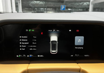 Подержанный автомобиль AITO M5 2023 года (12 фото)