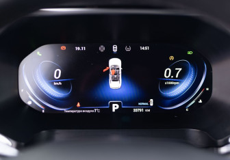 Подержанный автомобиль Chery Tiggo 8 Pro 2022 года (14 фото)