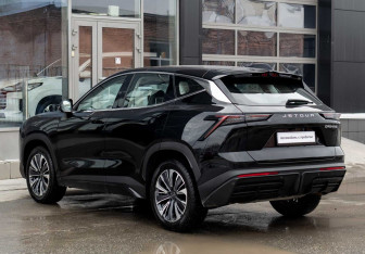 Подержанный автомобиль Jetour Dashing 2023 года (7 фото)