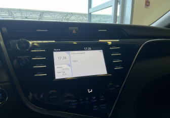 Подержанный автомобиль Toyota Camry Sedan 2021 года (13 фото)