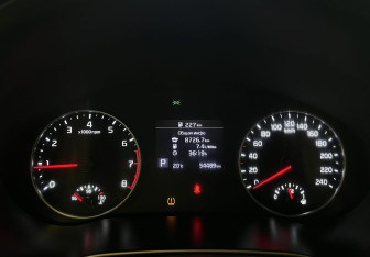 Подержанный автомобиль Kia Seltos 2022 года (10 фото)
