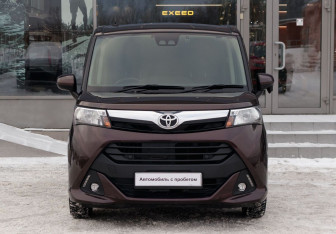 Подержанный автомобиль Toyota Tank 2019 года (2 фото)