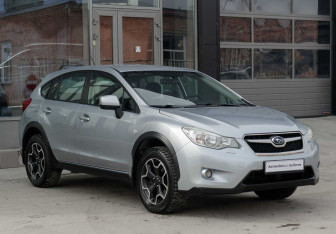 Подержанный автомобиль Subaru XV 2012 года (3 фото)