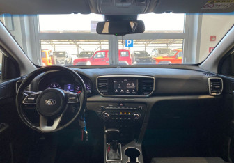 Подержанный автомобиль Kia Sportage 2020 года (9 фото)