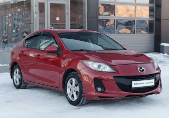 Подержанный автомобиль Mazda 3 Sedan 2012 года (3 фото)