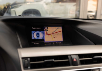 Подержанный автомобиль Lexus RX 2012 года (14 фото)