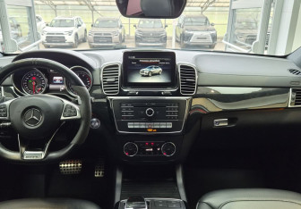 Подержанный автомобиль Mercedes-Benz GLE AMG 2016 года (10 фото)