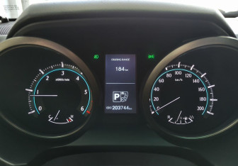 Подержанный автомобиль Toyota Land Cruiser Prado 2012 года (10 фото)