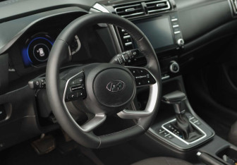 Подержанный автомобиль Hyundai Creta 2022 года (11 фото)