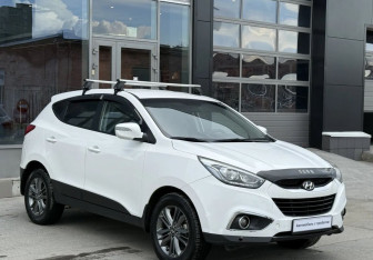 Подержанный автомобиль Hyundai ix35 2013 года (3 фото)