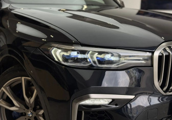 Подержанный автомобиль BMW X7 2019 года (4 фото)